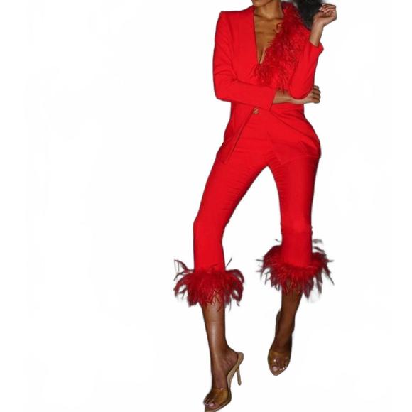 NEW MISS CIRCLE lusty feather suit in red